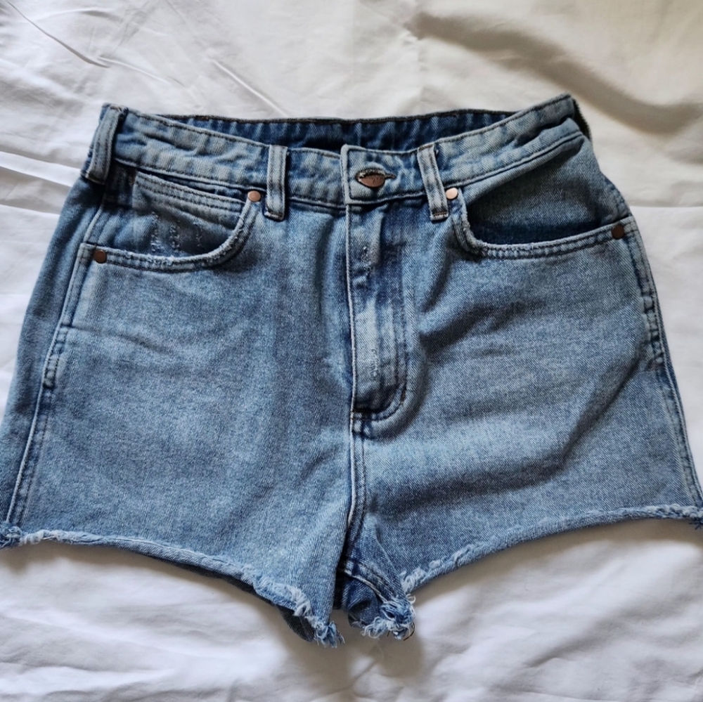 Wrangler Blue Vintage Jean Shorts High-Waisted